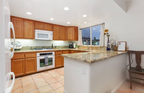 Point Loma House | La Playa | Charming Bayside Bungalow