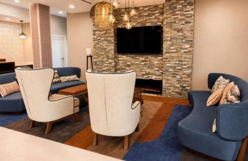 Tracy Hotel | La Quinta Inn & Suites by Wyndham Tracy