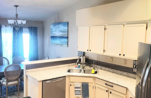 Estrella Mountain Ranch House | Lake Area and Parkside Home Near South Lake 3b/2b