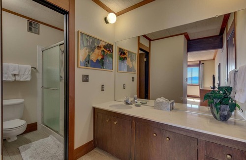 Tahoe Tavern House | Lake Front w/Panoramic View-Steps to Shore-Pier/Pool/Tennis-Walk to Tahoe City!