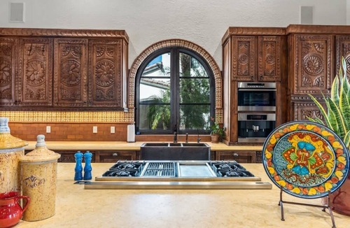 Indio House | Lakefront 6BR Estate | Private Beach, Pool & Dock