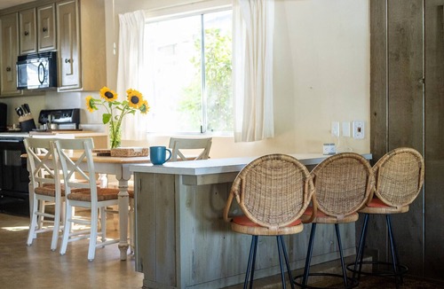 Bass Lake Cabin | Lakefront Bass Lake Home, Private Boat & Fishing Dock, Pines Village & Yosemite