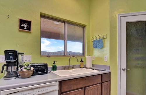 Prescott House | Lakeside Lookout *Newly Listed**Family Retreat**Near Watson Lake & Granite Dells