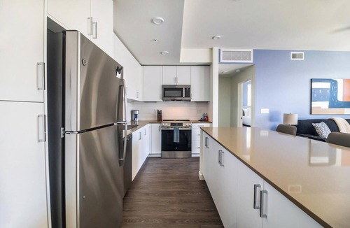 Temecula Apartment | Landing | Amazing 1BD, Game Room, Yoga Studio