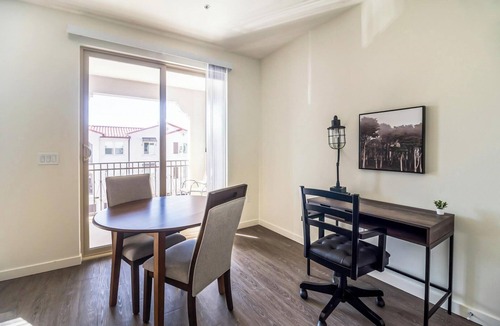 Temecula Apartment | Landing | Amazing 1BD, Game Room, Yoga Studio