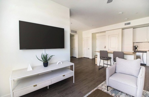 Temecula Apartment | Landing | Beautiful 1BD, Yoga Studio, Game Room