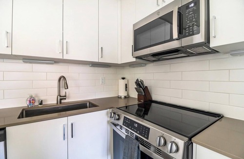 Temecula Apartment | Landing | Beautiful 1BD, Yoga Studio, Game Room