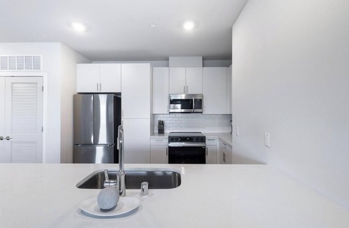 Santa Rosa Apartment | Landing | Chic 2BD, Clubhouse, Gym
