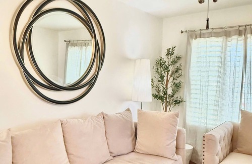 Monterey Park House | Large 6BR LA Home for Groups near Downtown