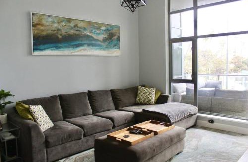 Cortez Hill Apartment | Large Downtown Condo W/Patio & Parking