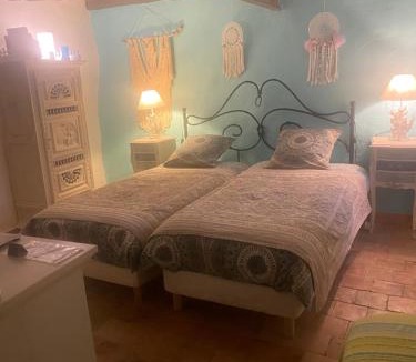 Roquesteron Bed & Breakfast | Le PHoenix