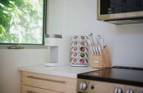 Studio Village Apartment | Lemon Tree Loft: Chic Studio in the Heart of Culver City