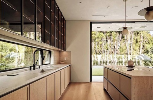 Sherman Oaks House | Lemona Villa - Golden Hour Oasis w/Pool, Spa, Chef’s Kitchen