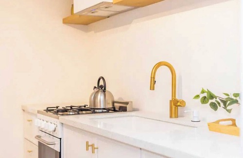 Little Italy House | Little Italy Studio: Downtown, Free Parking & More!