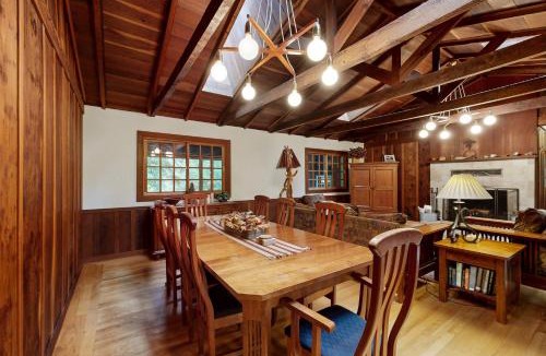 Little River House | Little River Retreat- Dog Friendly with Grill