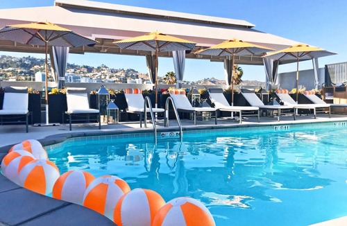 Tri-West Apartment | Live Comfortably: Full Kitchen Suite in West Hollywood