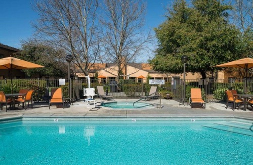 Nut Tree House | Located across from Outlet shopping and EV charging stations