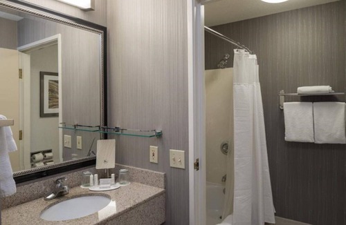 Nut Tree House | Located across from Outlet shopping and EV charging stations