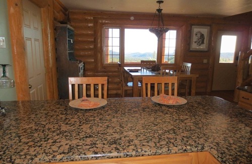 Highland Pines Cabin | Lone Pine Lodge - Prescott Cabin Rentals