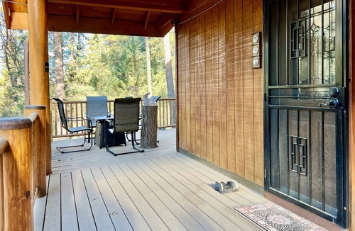 Prescott Cabin | Lovekin Cabin - Prescott Cabin Rentals