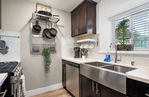 Southeastern Sacramento House | Lovely 1BR Nook Near Curtis Park & Downtown Scene