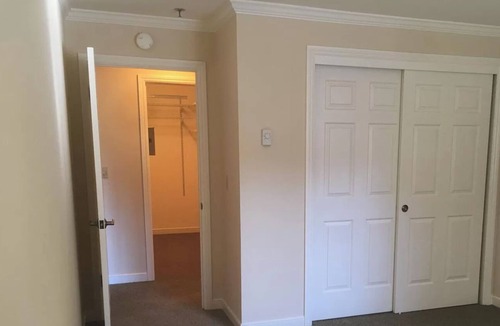 Burlingame Terrace Apartment | Lovely spacious apartment with WiFi in charming Burlingame