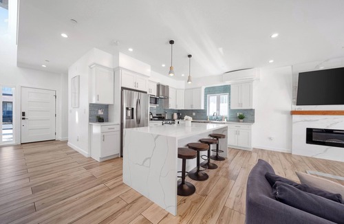 Mid City House | Lux 5BR Retreat: Pool & Firepit + Private Rooftops