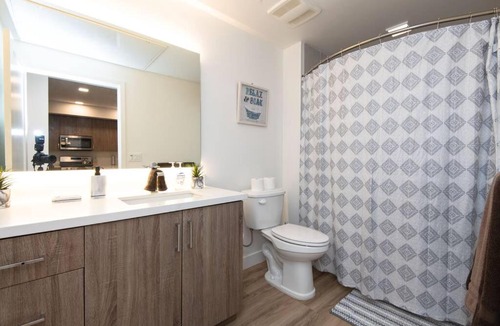 East Village Apartment | Lux Apt with Rooftop pool by Petco Park and Convention center 41