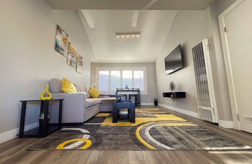 Venice Apartment | Lux Hotel condo's with Direct Beach Access -Heart of Los Angeles