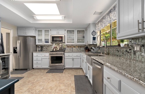 Nevada City Cabin | Lux Retreat with Sauna, Game Rm, BBQ Grill, Deck Dining, Fire pit, Close to Lake