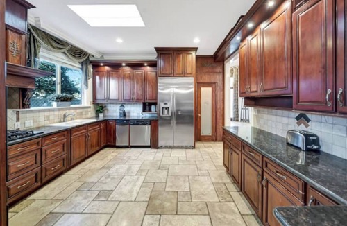 Encino House | Luxe 5BR Villa w/Pool+Games Room-Amazing Location!