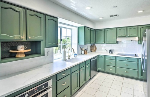 Sunridge Estates House | Luxe Home w/Detached Casita & Furnished Patio!