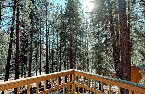 Truckee Cabin | Luxe Twin Pines Cabin, Truckee
