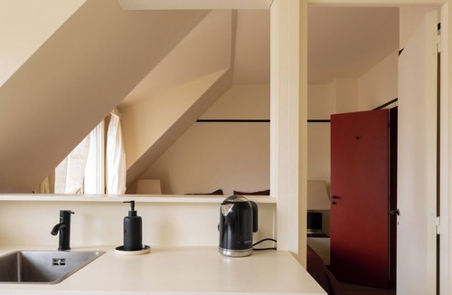 Montmartre Apartment | Luxurious, quiet, bright studio in the heart of the south of Pigalle