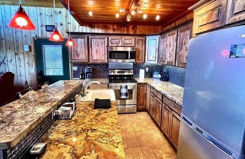 Crown King Cabin | Luxury 2 Story Crown King Cabin, Large balcony, Hiking, Fishing, Mountain Views