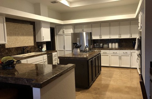Palm Desert House | Luxury 4-Bedroom, 1/3 acre, Heated Pool & Spa, Convenient to El Paseo