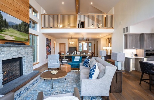 Truckee House | Luxury 4BD Home w/EV Charging Station at Old Greenwood!