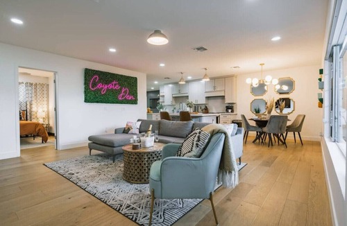 Hy-view House | Luxury 5BR Old Town Villa with Heated Pool & Games