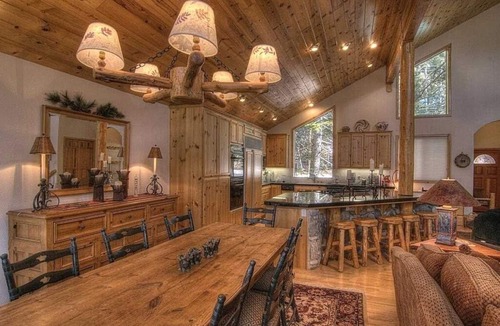 Truckee House | Luxury cabin close to Donner Lake. Great for families! Up to 6 adults only