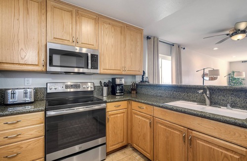 Aviara House | Luxury Coastal Escape | Sleeps 4 | Ocean Views + Resort Amenities
