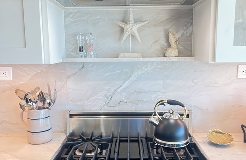 Rio del Mar Condo | Luxury Condo for Couples with 180 degree views of Monterey Bay