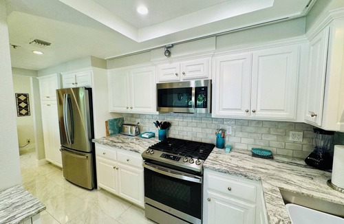 Baristo Condo | Luxury Condo: Walk to Downtown. 8 pools/spas. Completely Renovated in 2023-2024