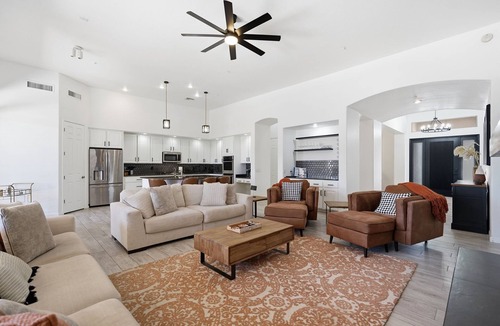 North Scottsdale House | Luxury Grayhawk Retreat~Pool~Spa~19th Hole 🏡Game Room ~BBQ ~Golf Nearby