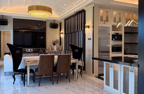 West of the Alameda House | Luxury Guesthouse Near Stanford