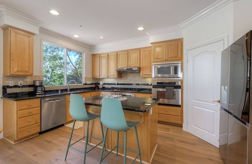 Aviara House | Luxury Home w/Piano, Foosball, & Backyard Entertaining and BBQ
