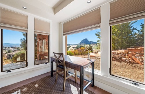 Forest Trails House | Luxury Mountain View Estate | Fire Pit Outdoor
