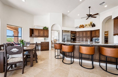 Red Mountain Ranch House | Luxury Retreat w Incredible Views!