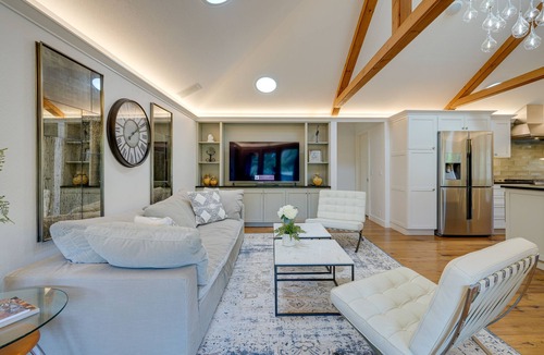 Woodside House | Luxury Woodside Vacation Rental w/ Patio