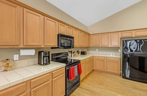 Plumas Eureka Estates House | Madora Creek House - 460 Sequoia