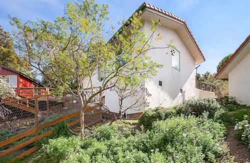 Topanga Apartment | Magical Topanga Guest House